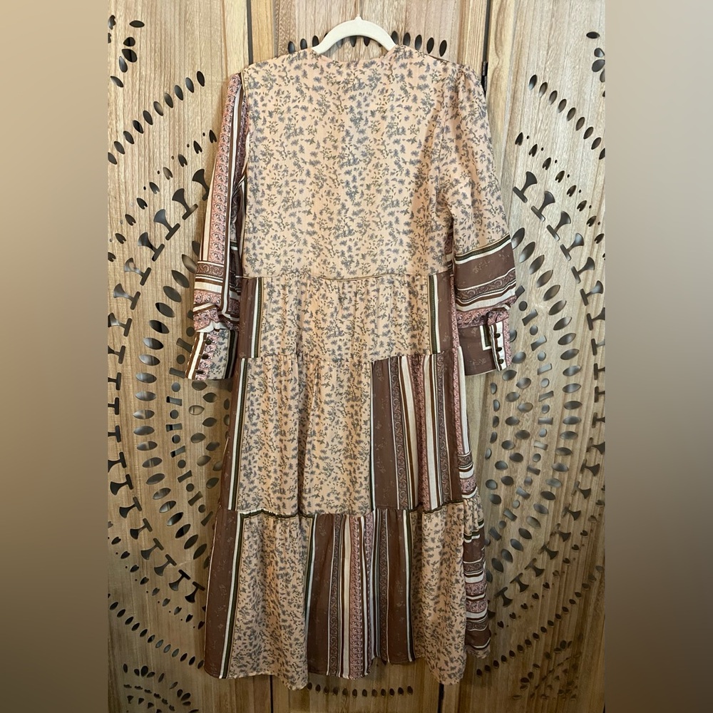 HARPER Patchwork Midi Dress - Picture 7 of 8